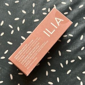 BRAND new ILIA Super Serum Skin Tint Shade ST9 Paloma